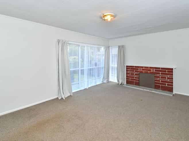18 Collett Road, Otara