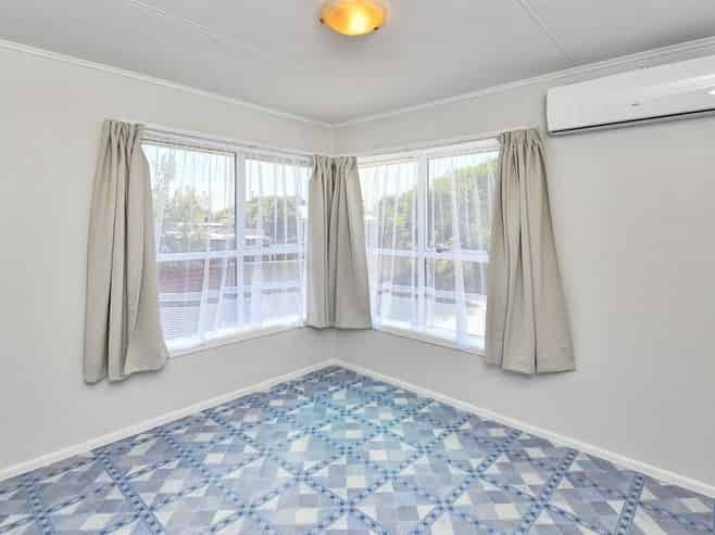 18 Collett Road, Otara