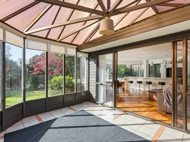 19 and 19a Ettrick Street, Glenross