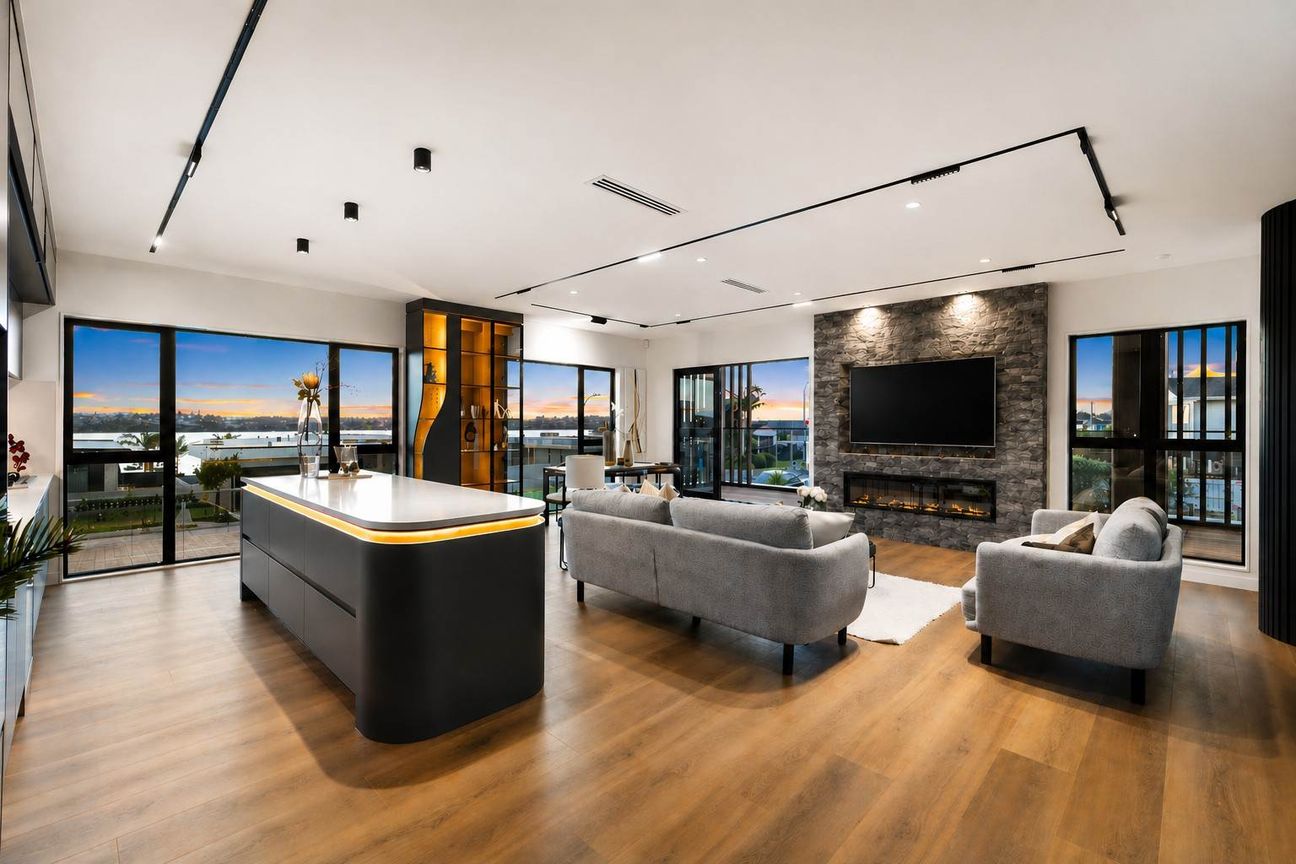 Macleans Brand New 5-Bedroom Seaview Home - Vista 2