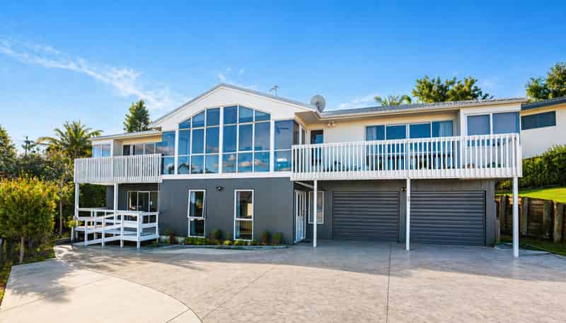 3 Seabreeze Place, Onerahi