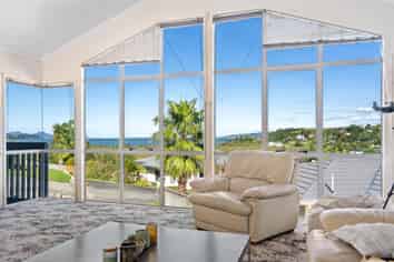 3 Seabreeze Place, Onerahi