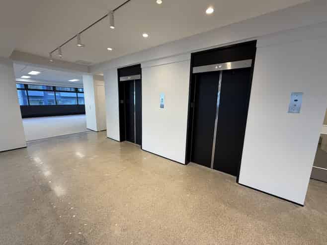 CBD Whole Floor - 292.7 sqm