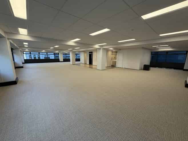 CBD Whole Floor - 292.7 sqm