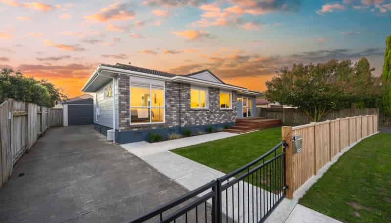 4 Emmerdale Mews, Highbury