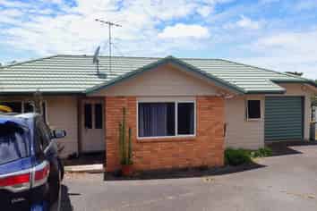 2/25 Jean Place, Stanmore Bay