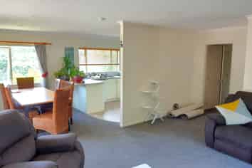 2/25 Jean Place, Stanmore Bay