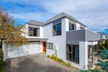 2/62 Hawkesbury Avenue, Saint Albans