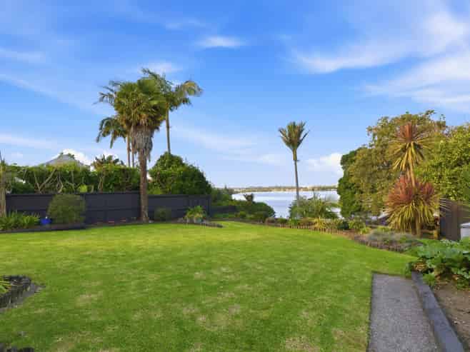 42 Lloyd Street, Parkvale