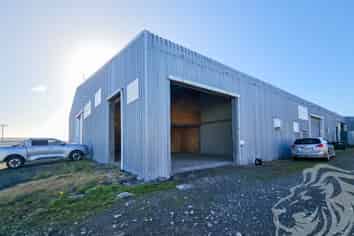 Miro Workshop with Gantry - c.151sqm
