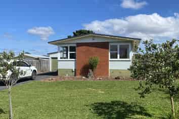 8 Otuhiwai Crescent, Tikipunga