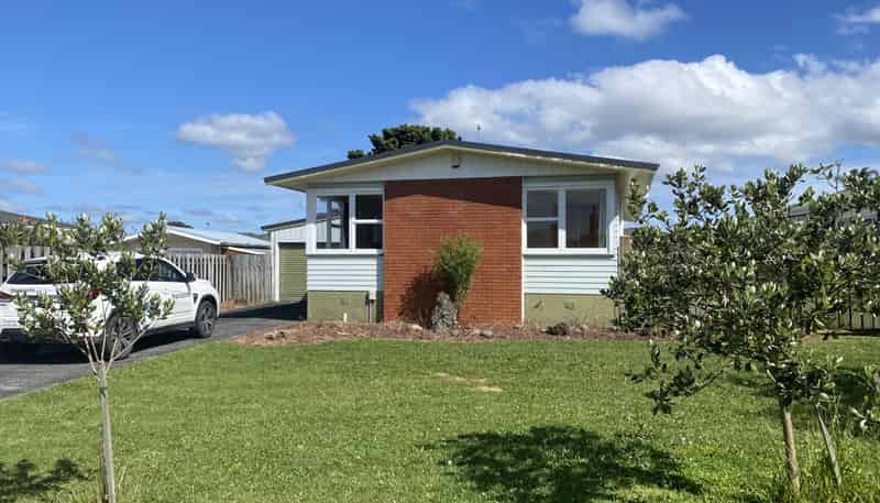 8 Otuhiwai Crescent, Tikipunga