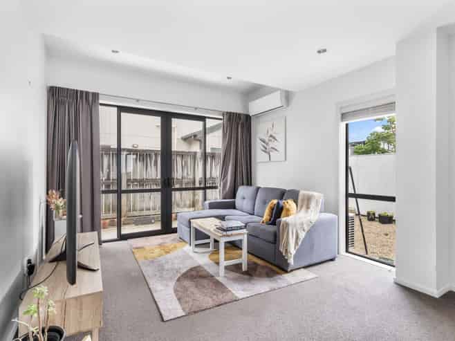 6/189 Massey Street, Frankton
