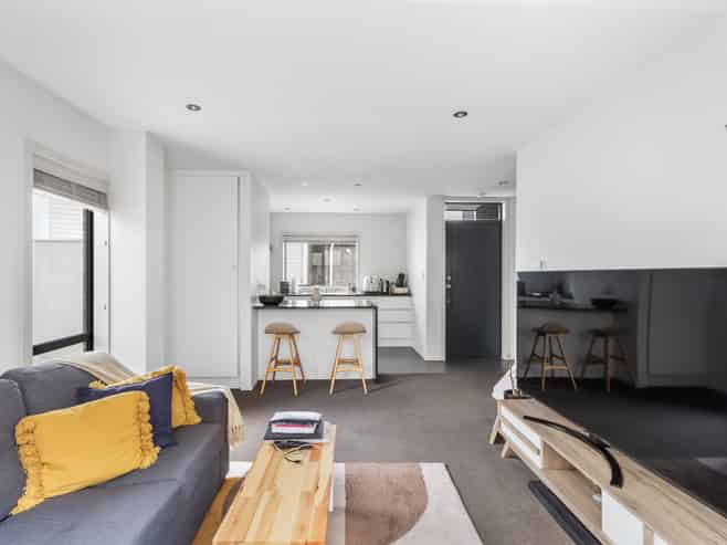 6/189 Massey Street, Frankton