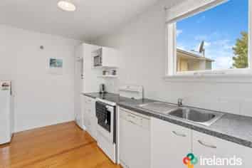 2/108 Cranford Street , Saint Albans