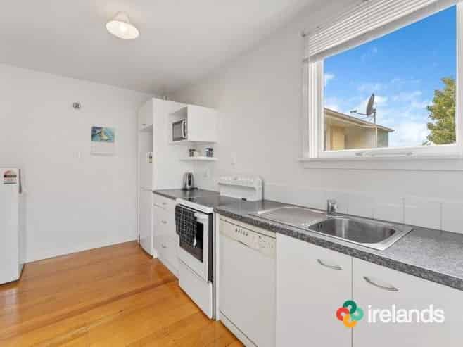 2/108 Cranford Street , Saint Albans