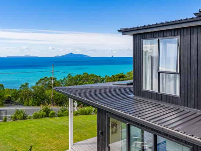 10 Solar Way, Langs Beach