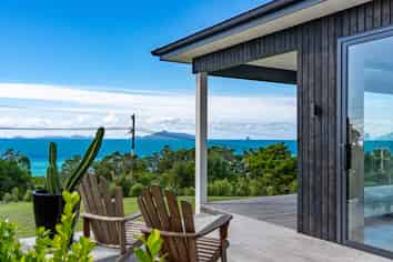 10 Solar Way, Langs Beach