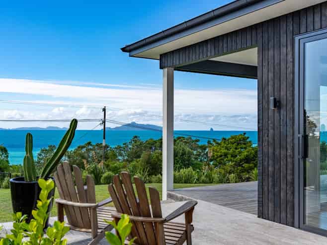 10 Solar Way, Langs Beach