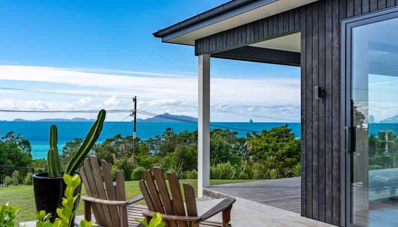 10 Solar Way, Langs Beach