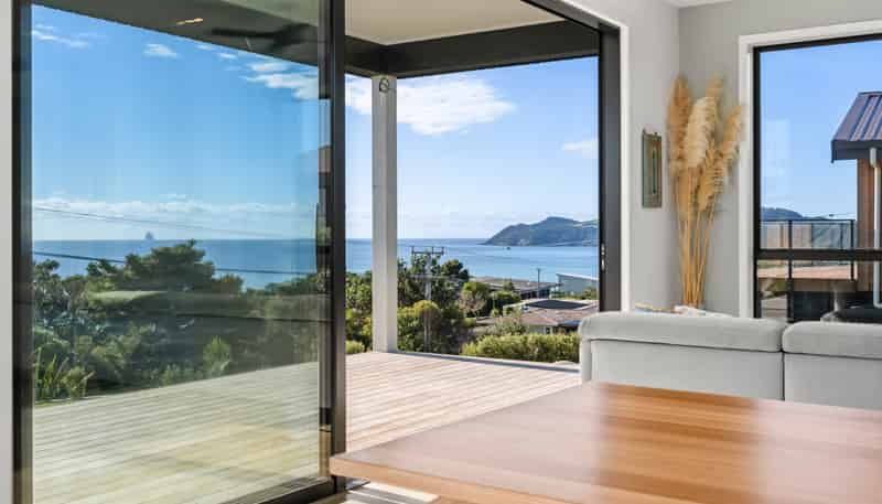 10 Solar Way, Langs Beach