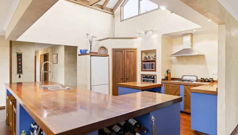 4 Balmoral Drive, Hilltop