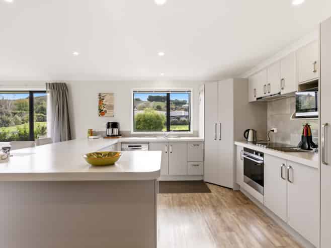 63A Dalmore Way, Acacia Bay