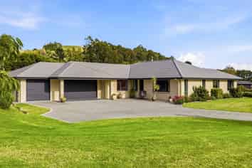 63A Dalmore Way, Acacia Bay