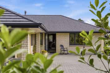 63A Dalmore Way, Acacia Bay