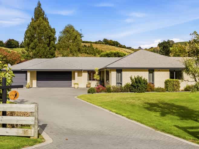 63A Dalmore Way, Acacia Bay
