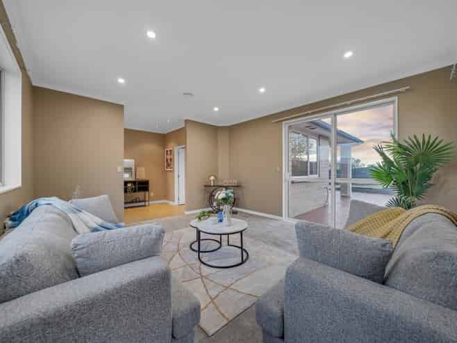 95 Parkhaven Drive, Rosehill