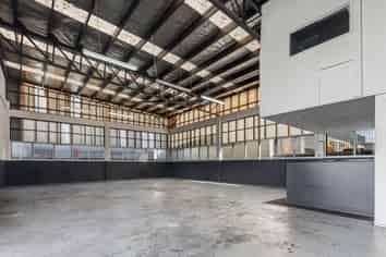 Vacant industrial opportunity - prime Wairau Road