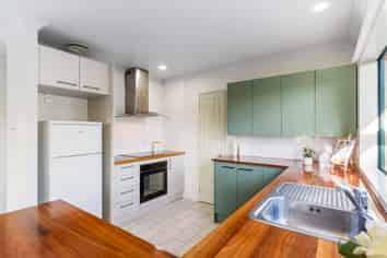 5B Finlayson Avenue, Clendon Park