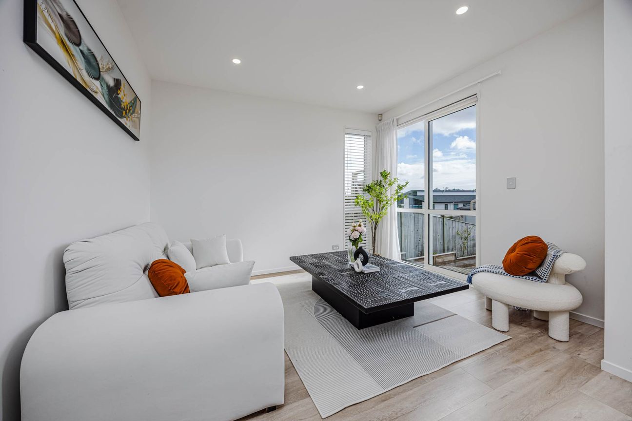 Mission Heights Zoned + 2 Legal Kitchens - Ansicht 6
