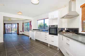 15 Dunlop Road, Opotiki and Surrounds