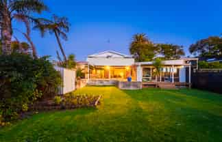 19 Gray Avenue, Paraparaumu Beach