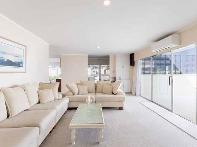 19 Gray Avenue, Paraparaumu Beach