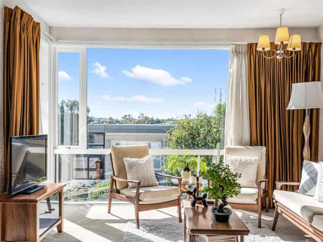 2/84 Long Drive, Saint Heliers