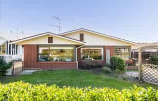 1/702 Tomoana Road, Mahora