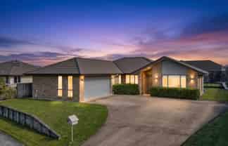 13 Hancock Drive, Flagstaff