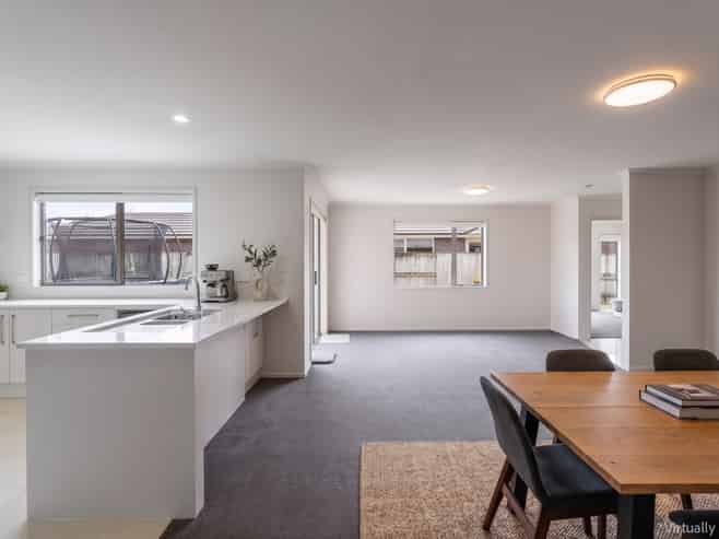 13 Hancock Drive, Flagstaff
