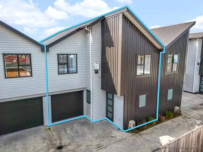 2/12 Beaumont Street, Hamilton East