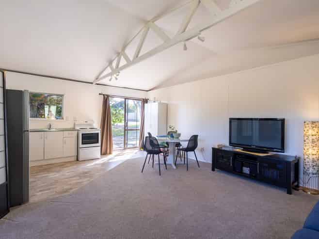 41B Wallis Street, Raglan