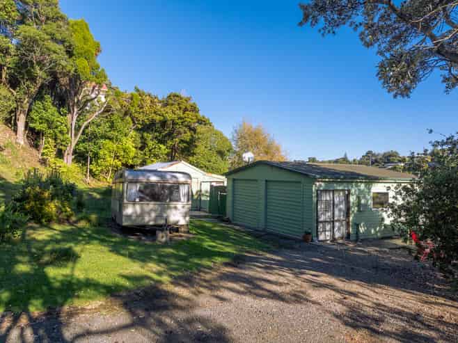 41B Wallis Street, Raglan