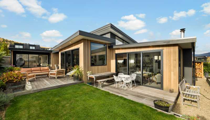 15 Mills Road, Wanaka