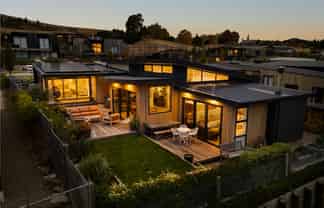 15 Mills Road, Wanaka