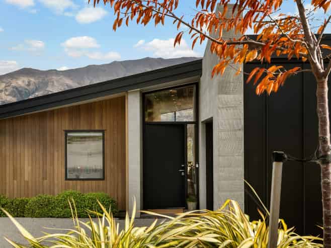 15 Mills Road, Wanaka