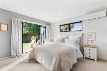 10E Landon Place, Pukekohe