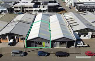 Sought After Sydenham Industrial with Mezzanine