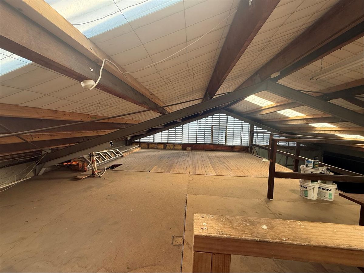 Sought After Sydenham Industrial with Mezzanine - Ansicht 6